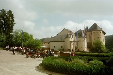 Schlo� Bourglinster